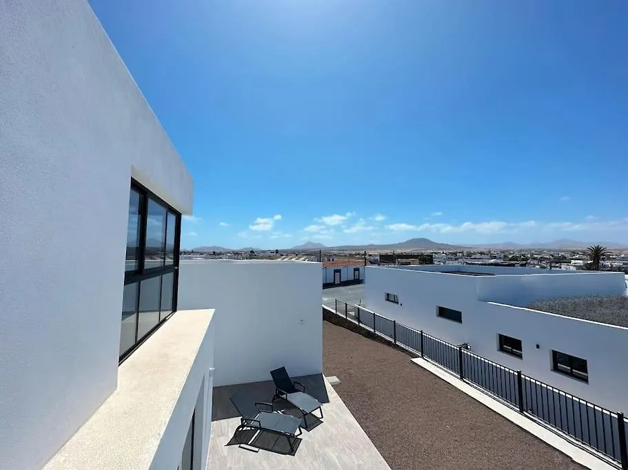 Villa With Views In Lajares